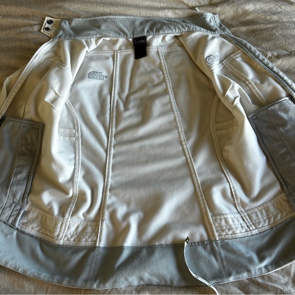 The North Face Women's Small Off-White, Cream Zip Up, Outerwear, Jacket, Coat - Picture 13 of 15